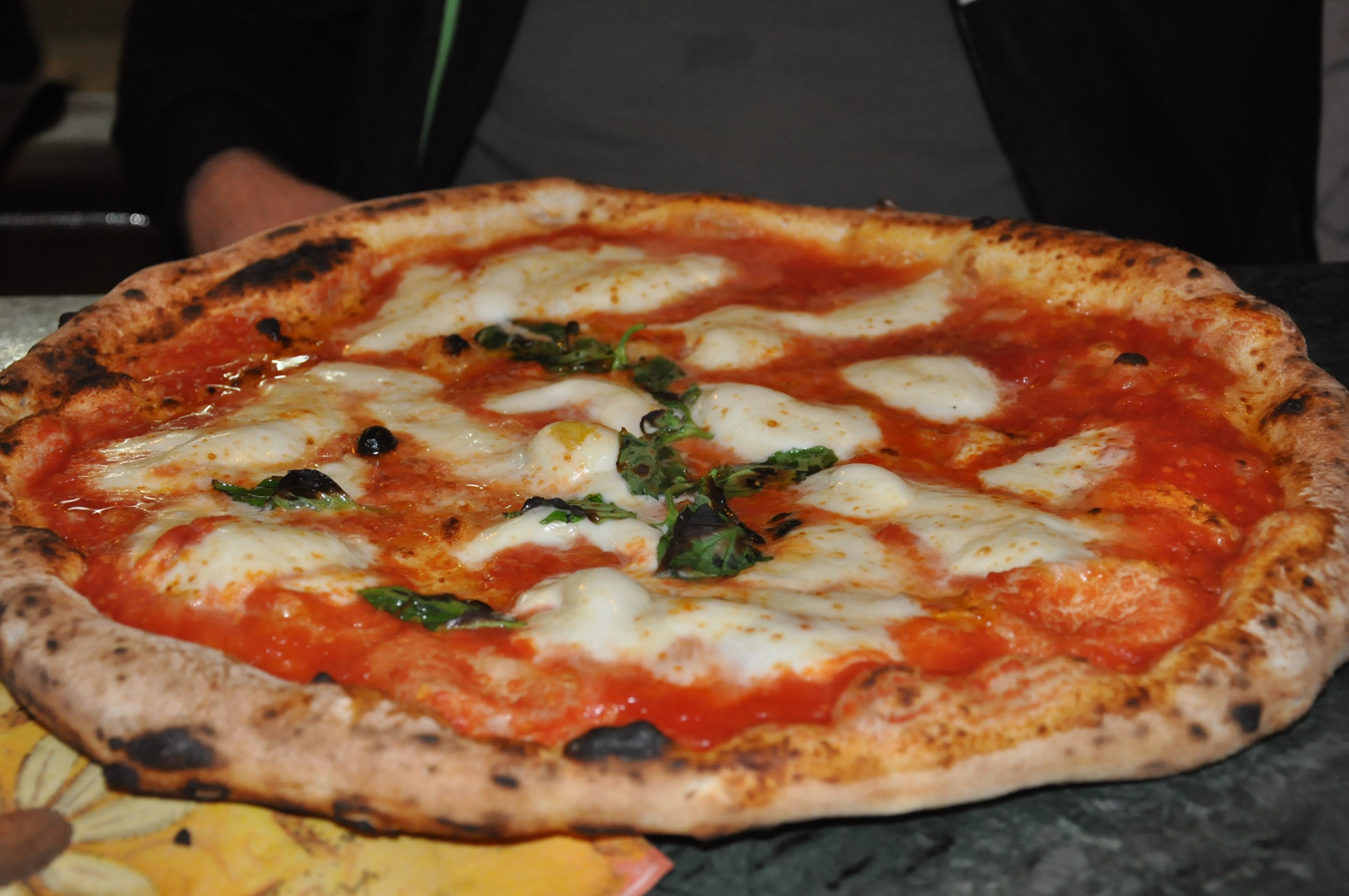 Quanto costa una pizza margherita a Roma? | Agrodolce