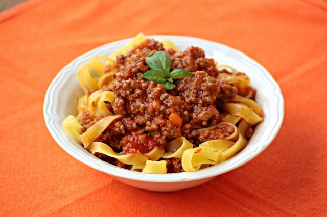 Le tagliatelle al ragù sono pronte