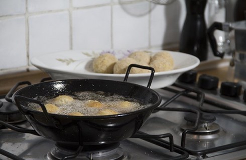 Frittura crocchette di pollo e mozzarella