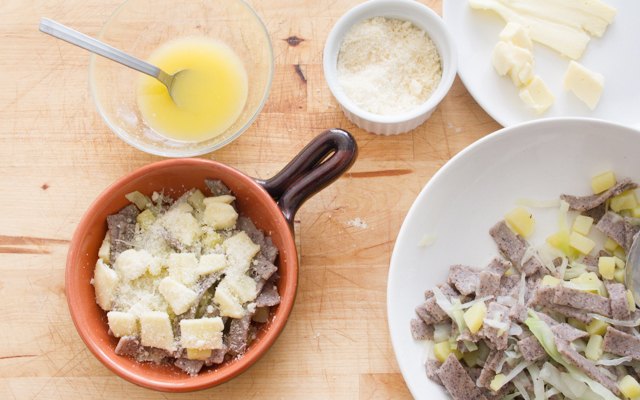 Preparazione dei pizzoccheri