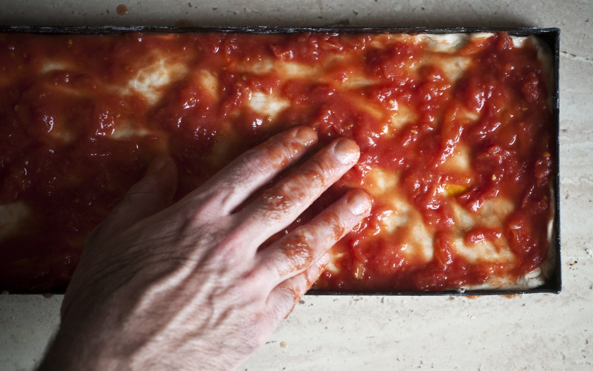 Impasto per pizza veloce fatta in casa: ricetta soffice