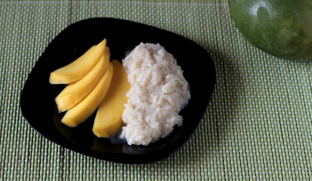 Il mango con riso al cocco