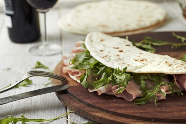 Piadina romagnola