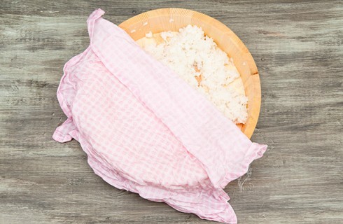 La cottura del riso per gli hosomaki
