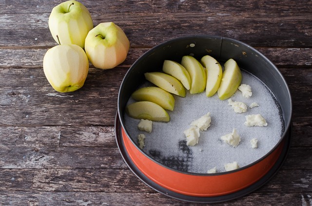 La preparazione della tarte tatin