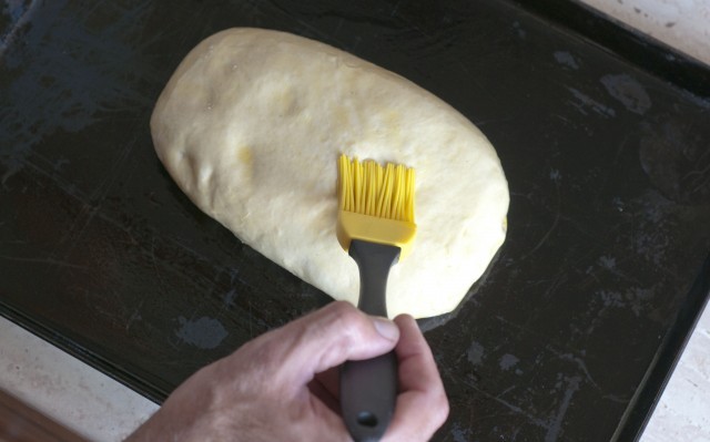 Preparazione della focaccia croccante