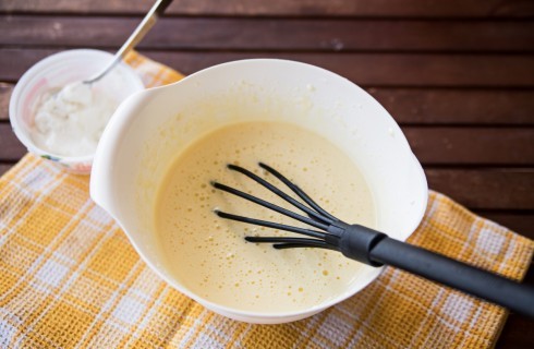 L'impasto della torta di ricotta