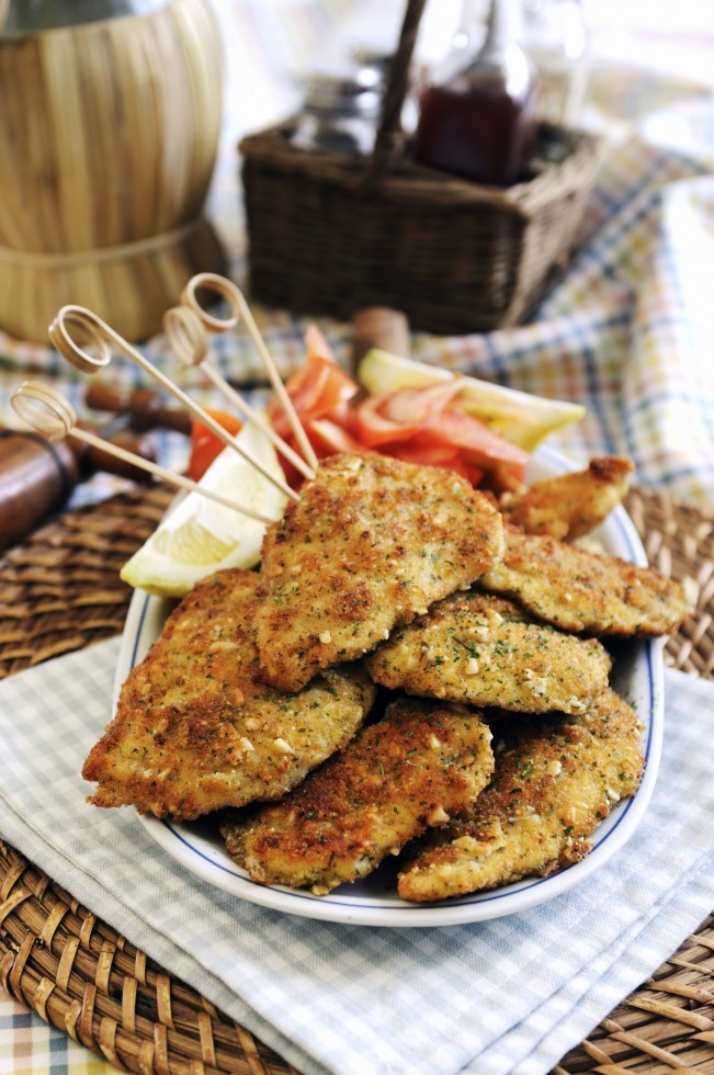 Petto di pollo impanato al forno: ricetta croccante e ...