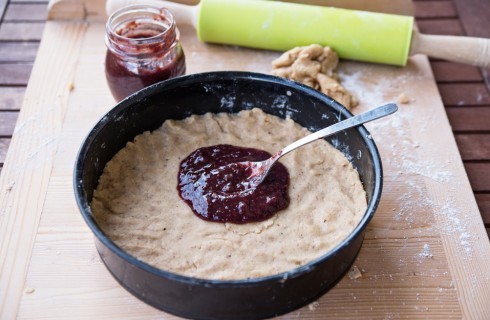 La preparazione della linzer torte