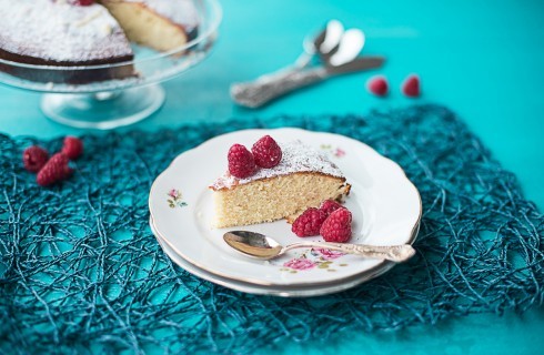 La torta al cioccolato bianco