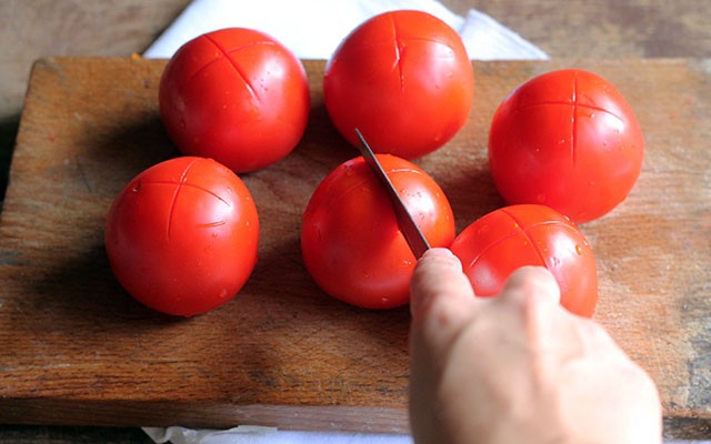 Triglie alla livornese - pomodori per concasse