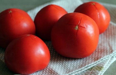 La preparazione della pitta di patate