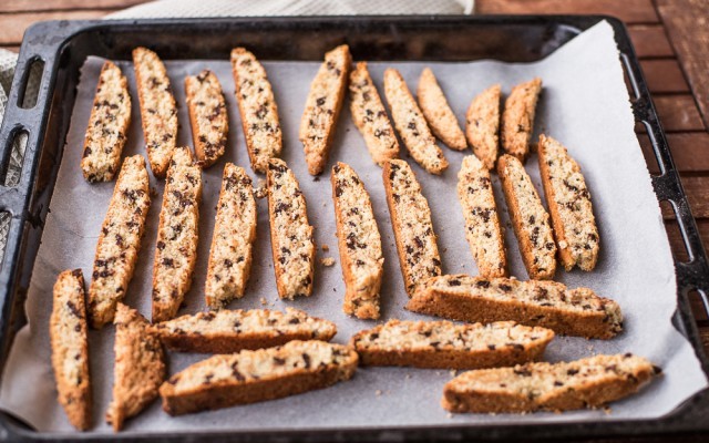 Biscotti con gocce di cioccolato step-5