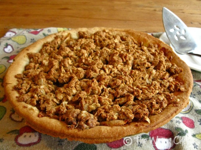 Peanut butter apple pie