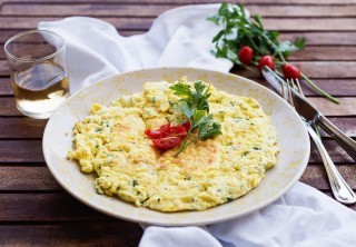 Frittata Con Mozzarella Ricetta Sfiziosa Per Le Uova Agrodolce