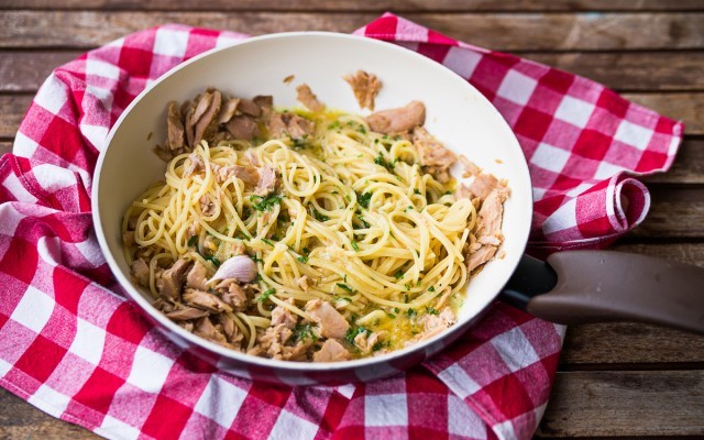 Carbonara Di Tonno Ricetta Con Uova E Tonno Agrodolce