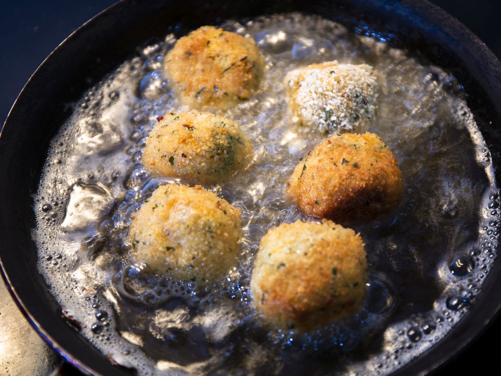 Come fare gli arancini fritti