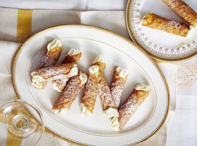 Brandy snaps filled with cream