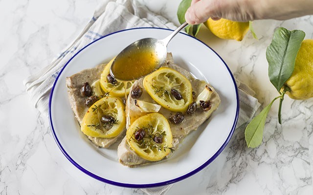 tonno al forno con limone miele e olive step7