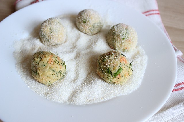 polpette di ceci alle erbe foto 4