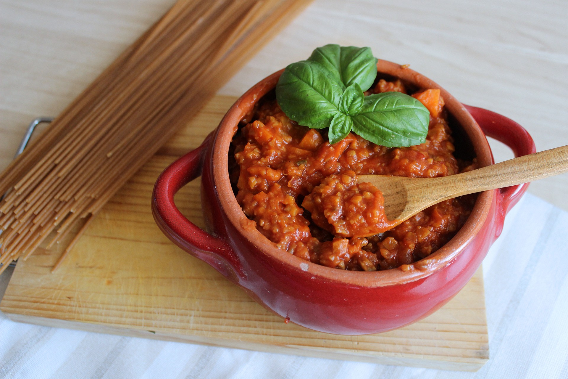 ragu ragu in english