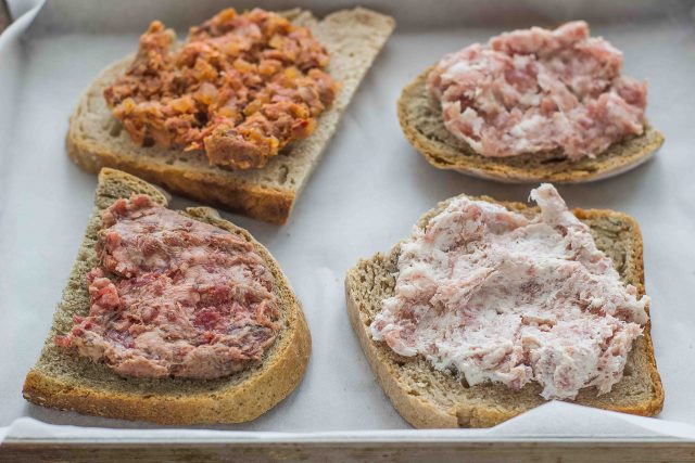 step-3-bruschetta-con-salsiccia