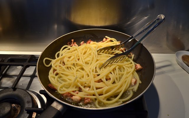 pasta-con-polpo-agrumi-e-pistacchi-10