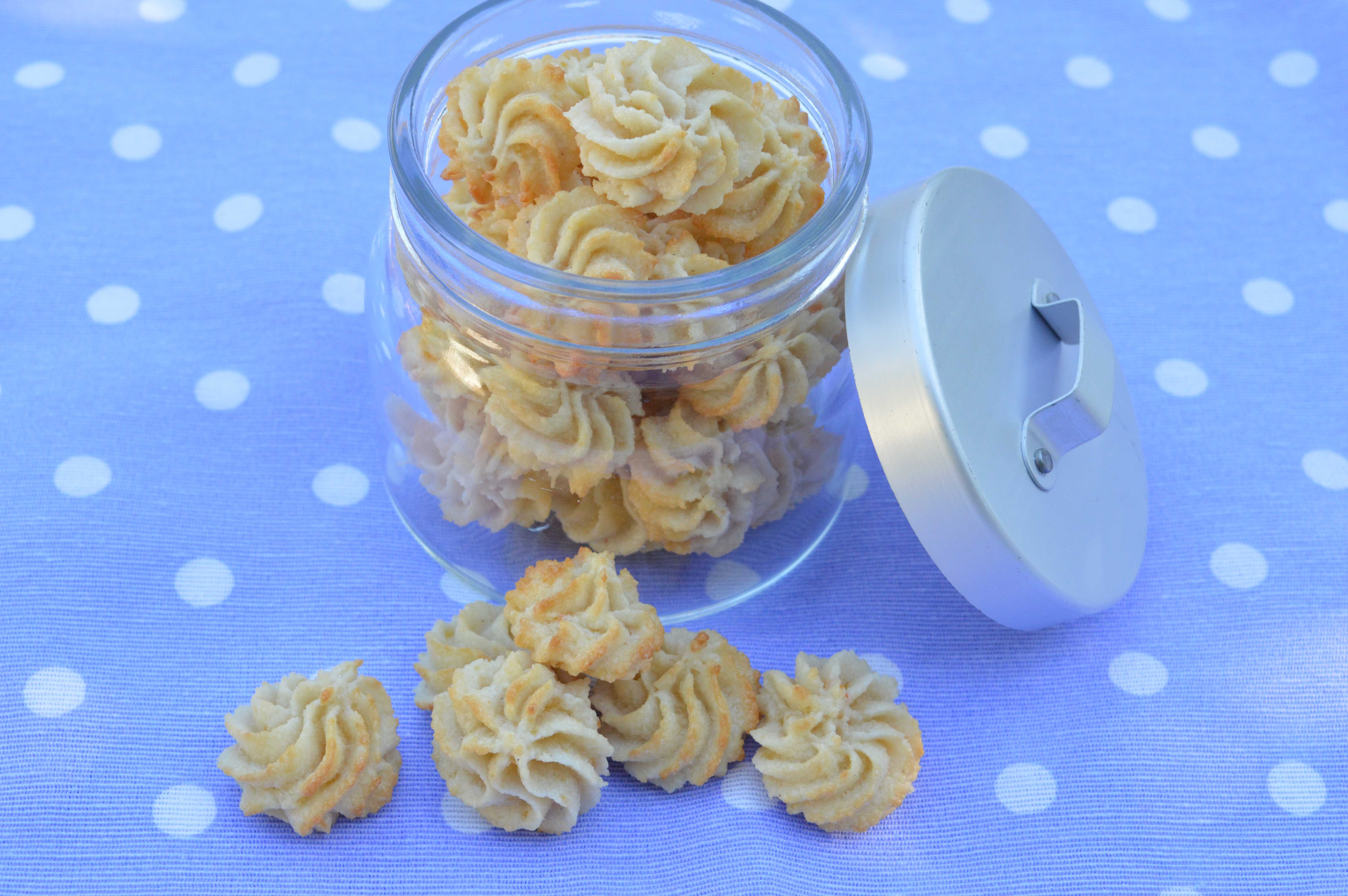 Ricetta Biscotti morbidi all'arancia e mandorle con il ...