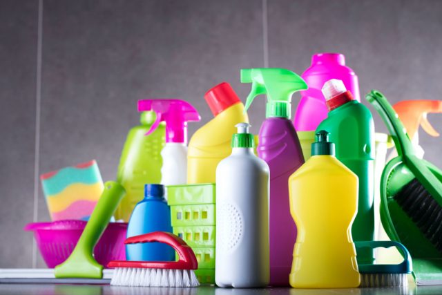 detergenti materiali vietati in cucina