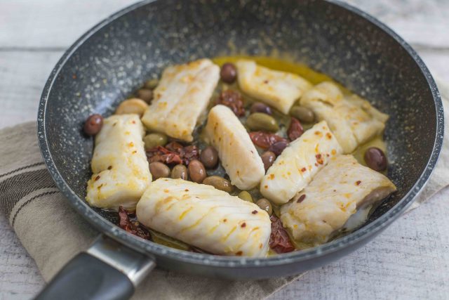 Nasello Ricetta Semplice Dei Filetti In Padella Agrodolce