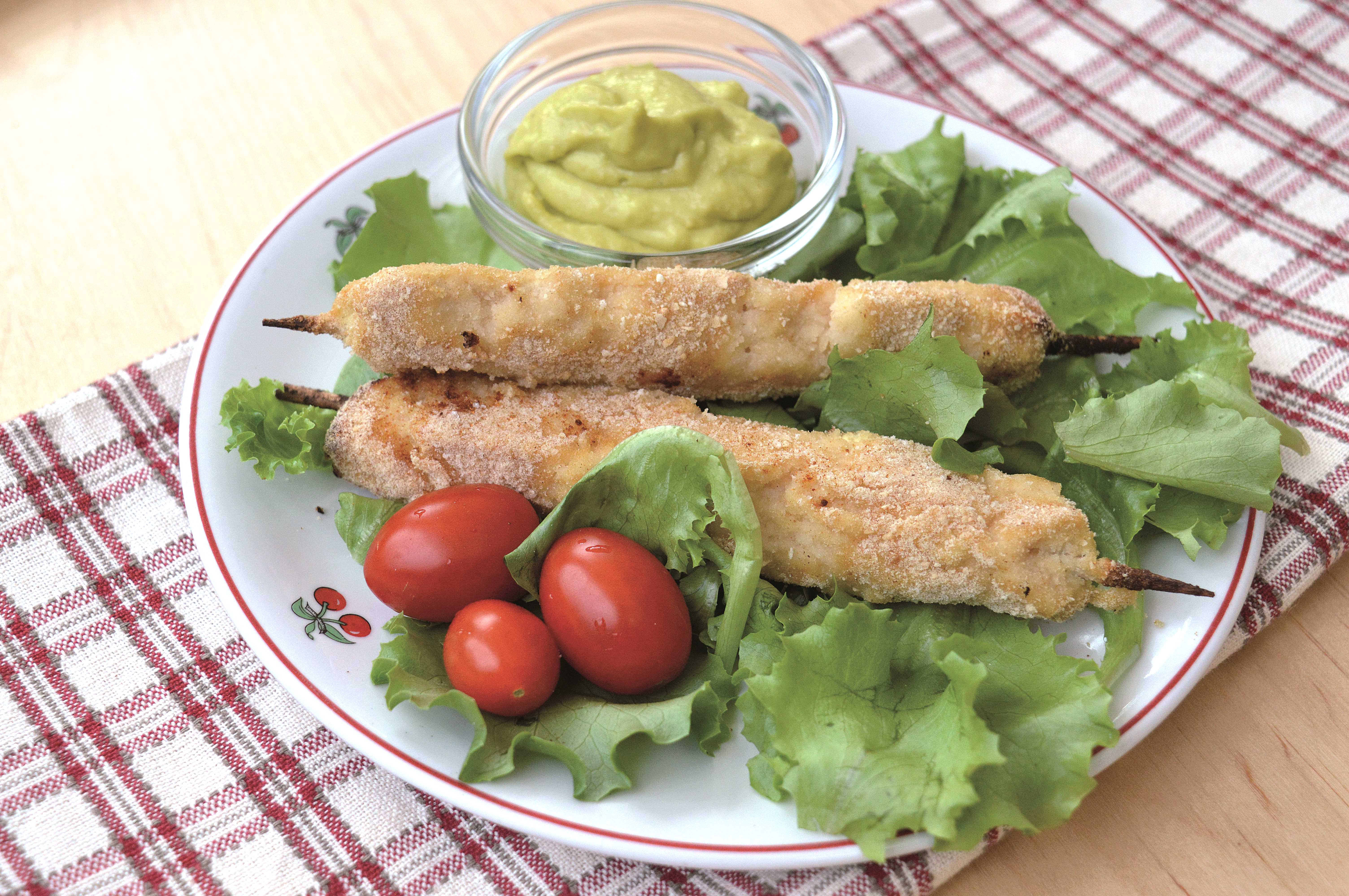 Ricetta Spiedini di pollo con salsa di avocado con il bimby | Agrodolce