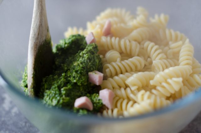 fusilli-al-pesto-di-spinaci-4