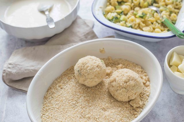 step-6-arancine-di-pasta