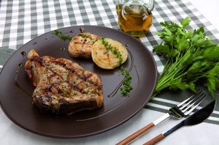 Ricetta Braciole Di Vitello Al Rosmarino Al Barbecue Agrodolce