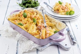 Pasta Al Forno Con Salmone Ricetta Della Domenica Agrodolce