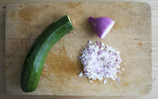 risotto-zucchine-e-gamberi-step-1