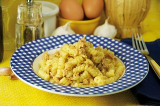 Ricetta Fusilli Alla Crema Di Tonno Per Un Pranzo Veloce Agrodolce