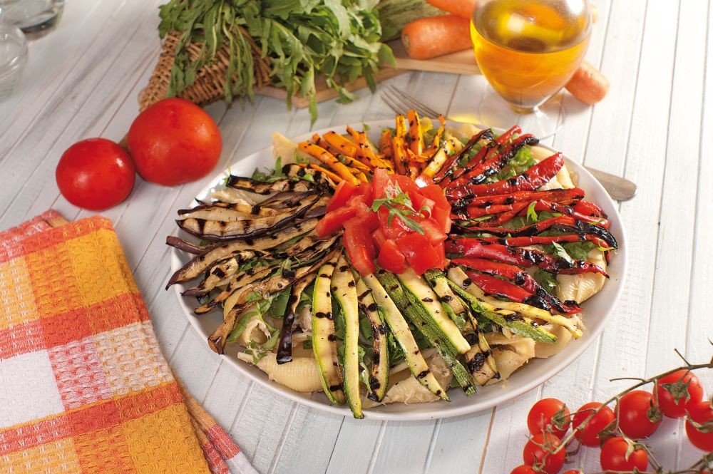 Insalata di pasta con verdure alla griglia