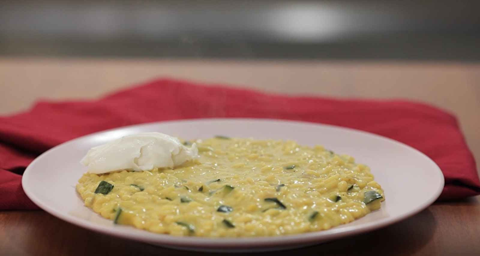 Risotto zucchine e curcuma in pentola a pressione