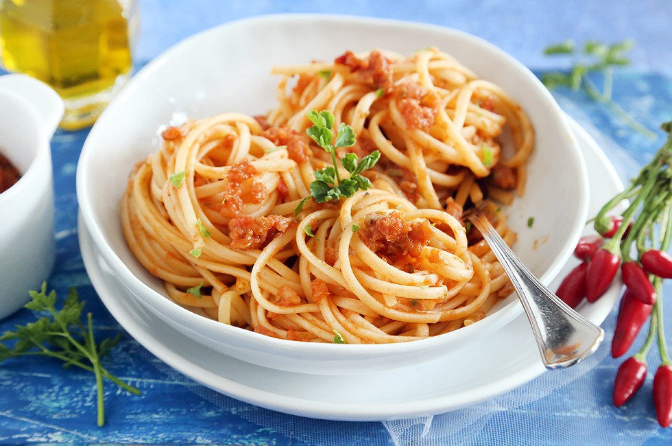 Ricetta Linguine con sugo di rana pescatrice | Agrodolce