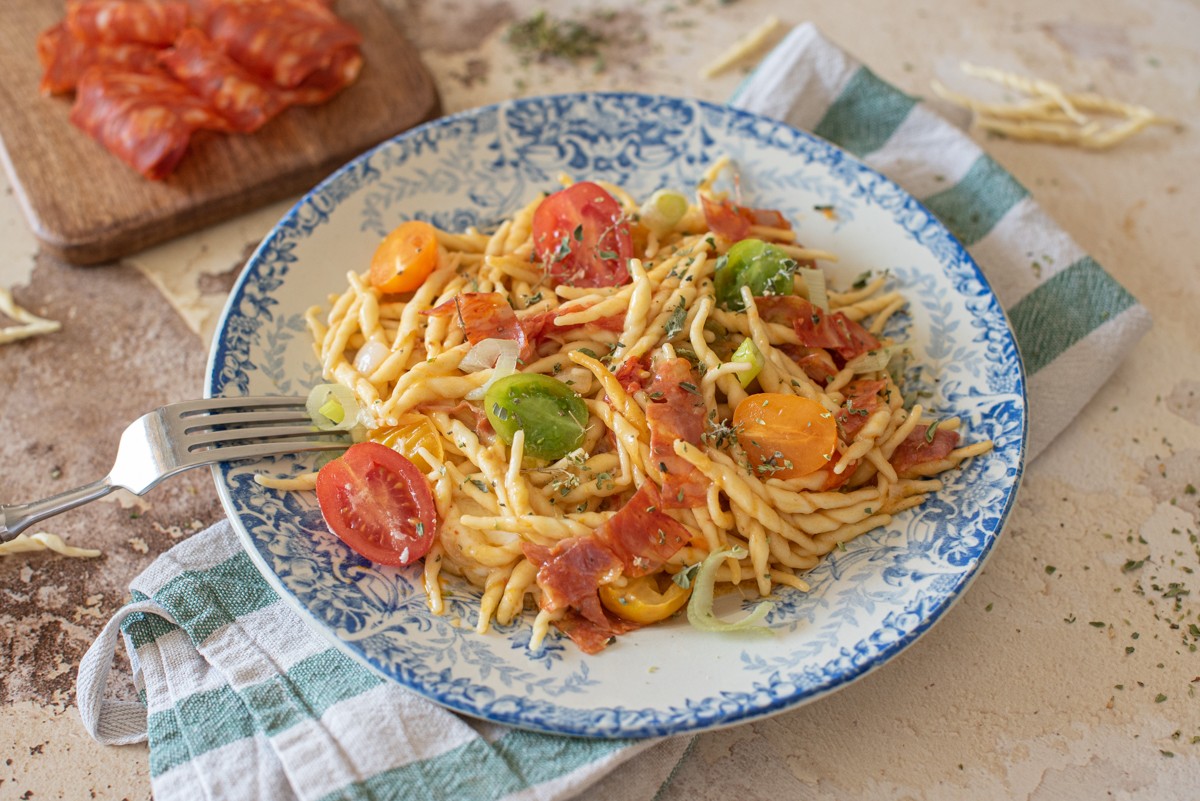 pasta-con-spianata-calabra-5