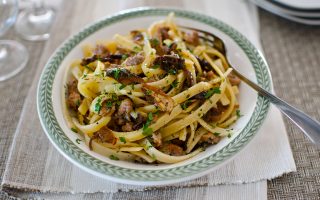 Ricetta Ragu Di Salsiccia Funghi Secchi Agrodolce