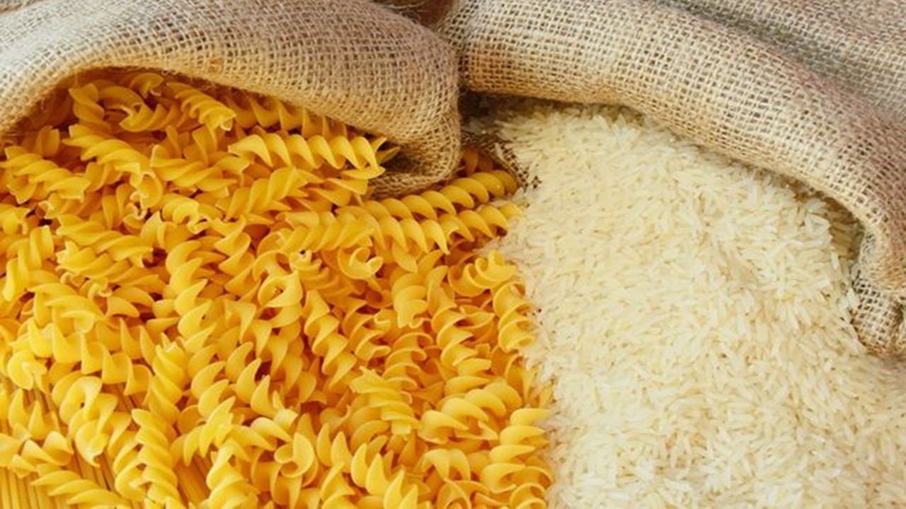 pesare ingredienti pasta