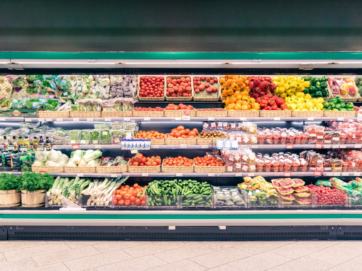 frutta e verdura al supermercato