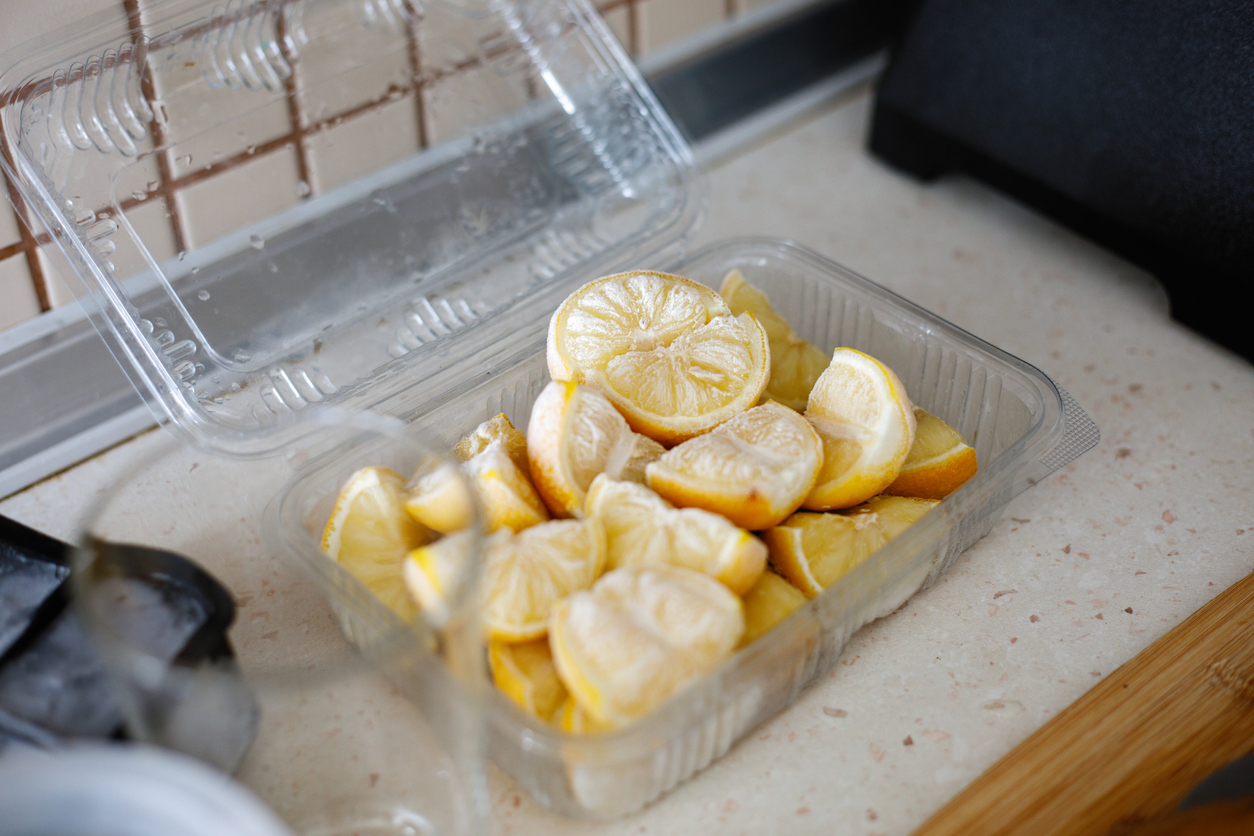 Limone conservato in congelatore 