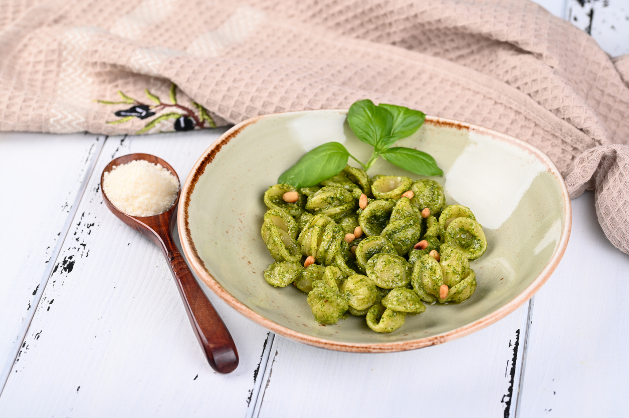 Orecchiette al pesto Ricetta- Agrodolce