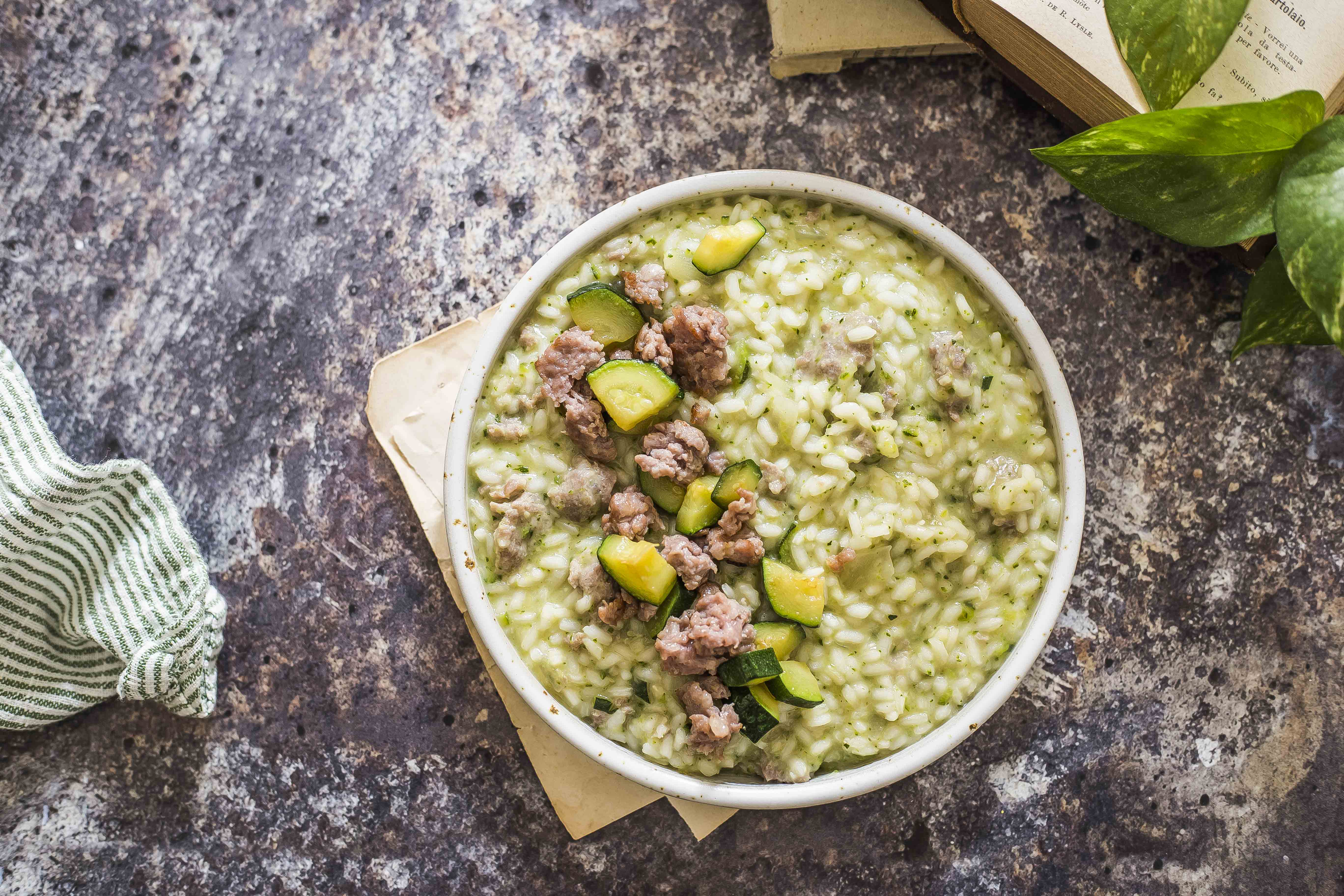 RISOTTO CON ZUCCHINE E SALSICCIA