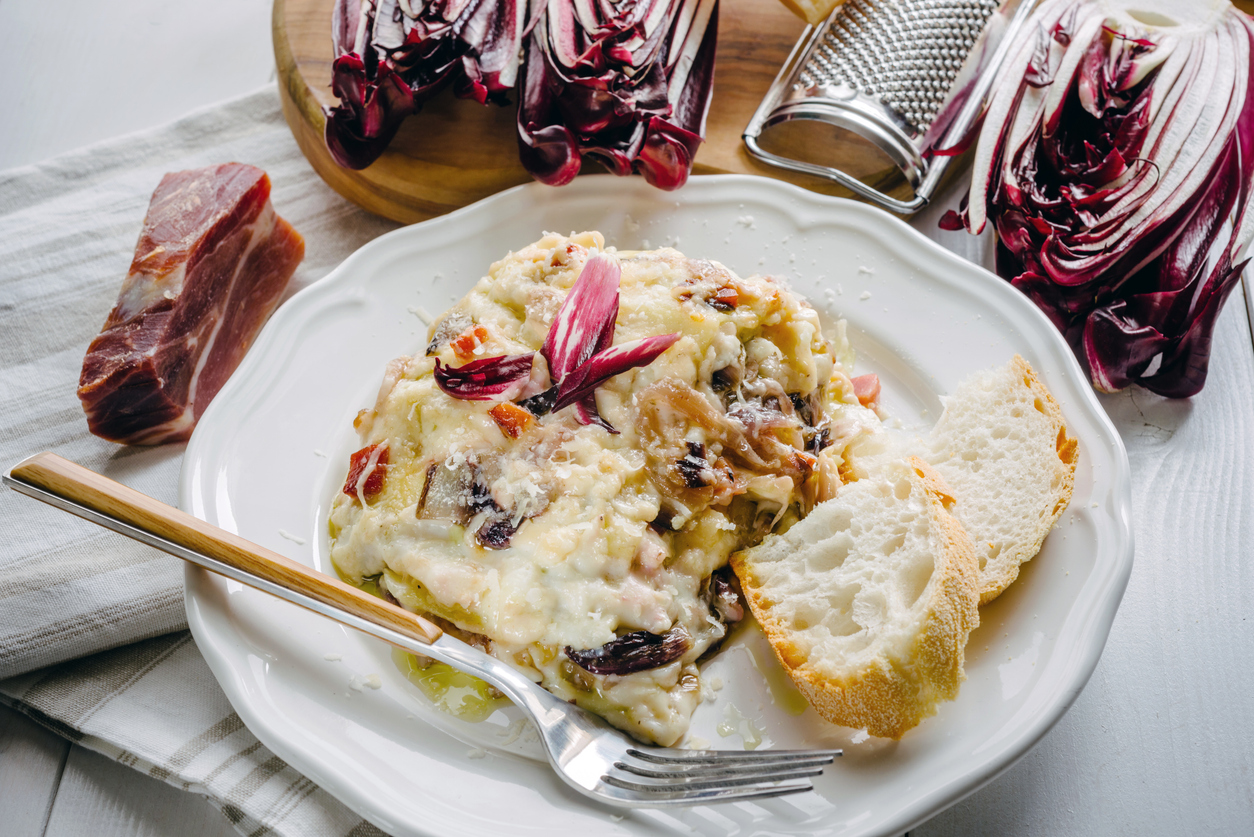 Lasagne al radicchio rosso e speck