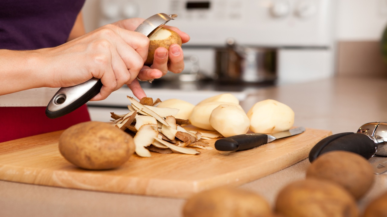 Pelapatate, come usarlo da vero chef